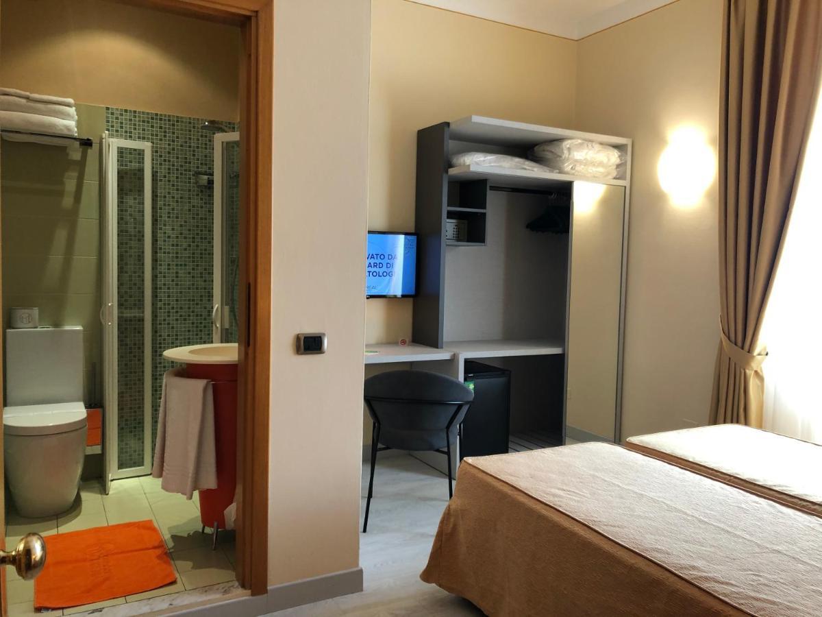 Tirrenia Hotel